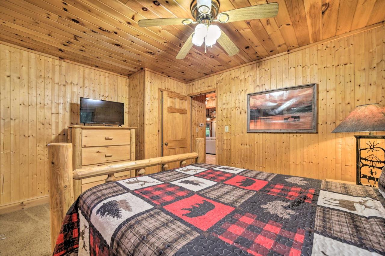 Cozy Lake Toxaway Cabin With Deck, Fire Pit And Grill! Exterior foto